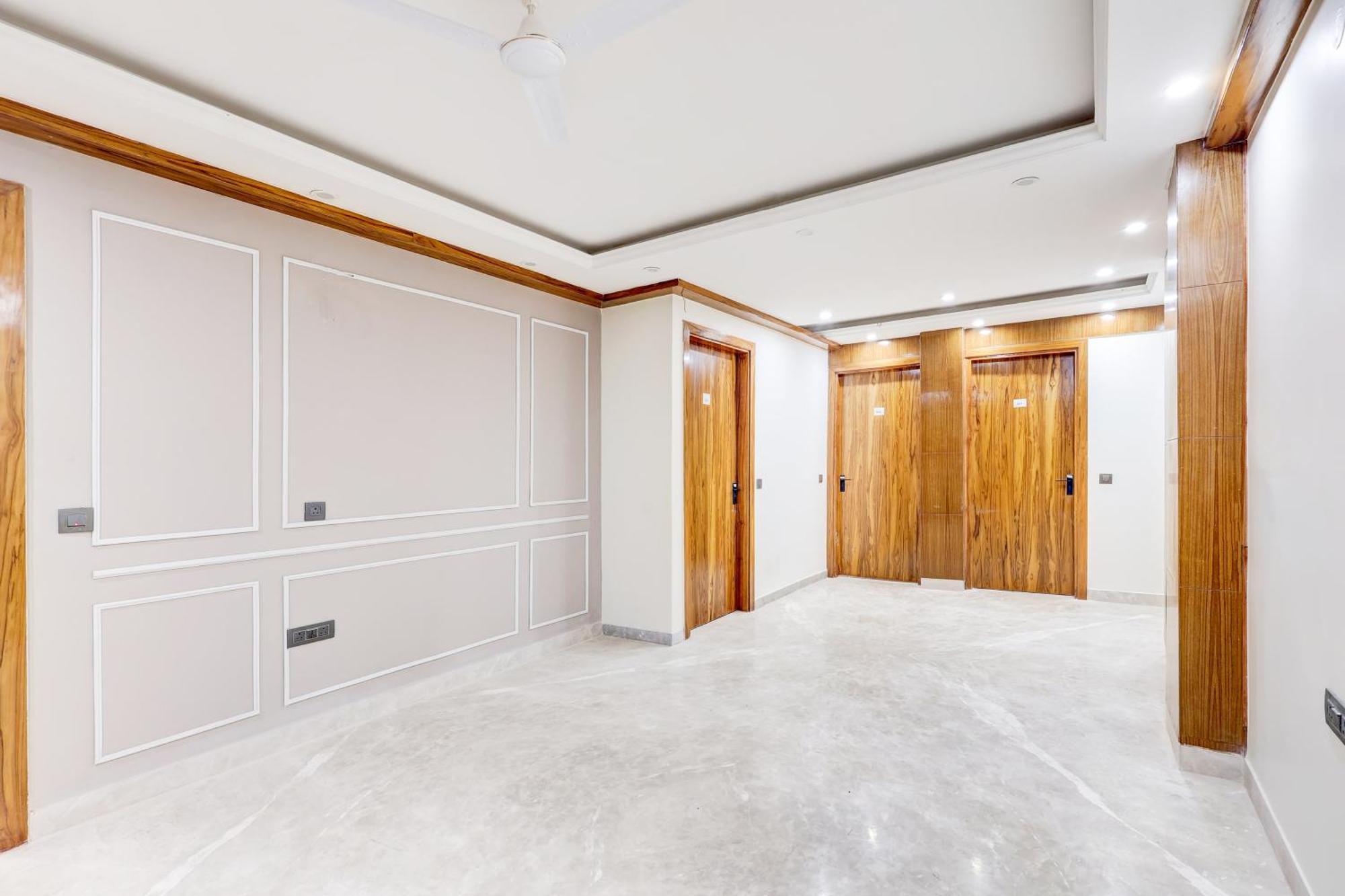 Super Hotel O Sector 43 Гургаон Экстерьер фото
